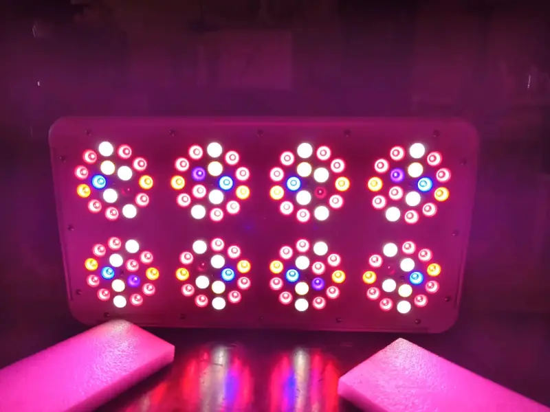 Luz LED para cultivo interior Grow Light - 2