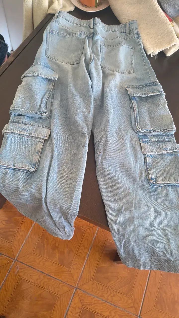 Pantalones cargo de mezclilla Zara para mujer - 3