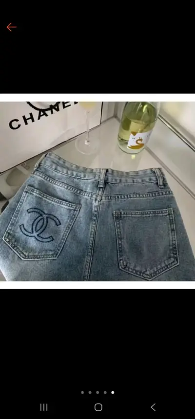 Jeans de mezclilla con logo estampado - miniatura 2
