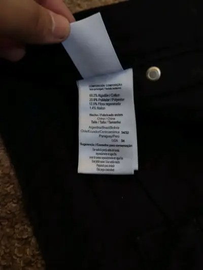 Jeans negros Wrangler para hombre en buen estado - miniatura 5