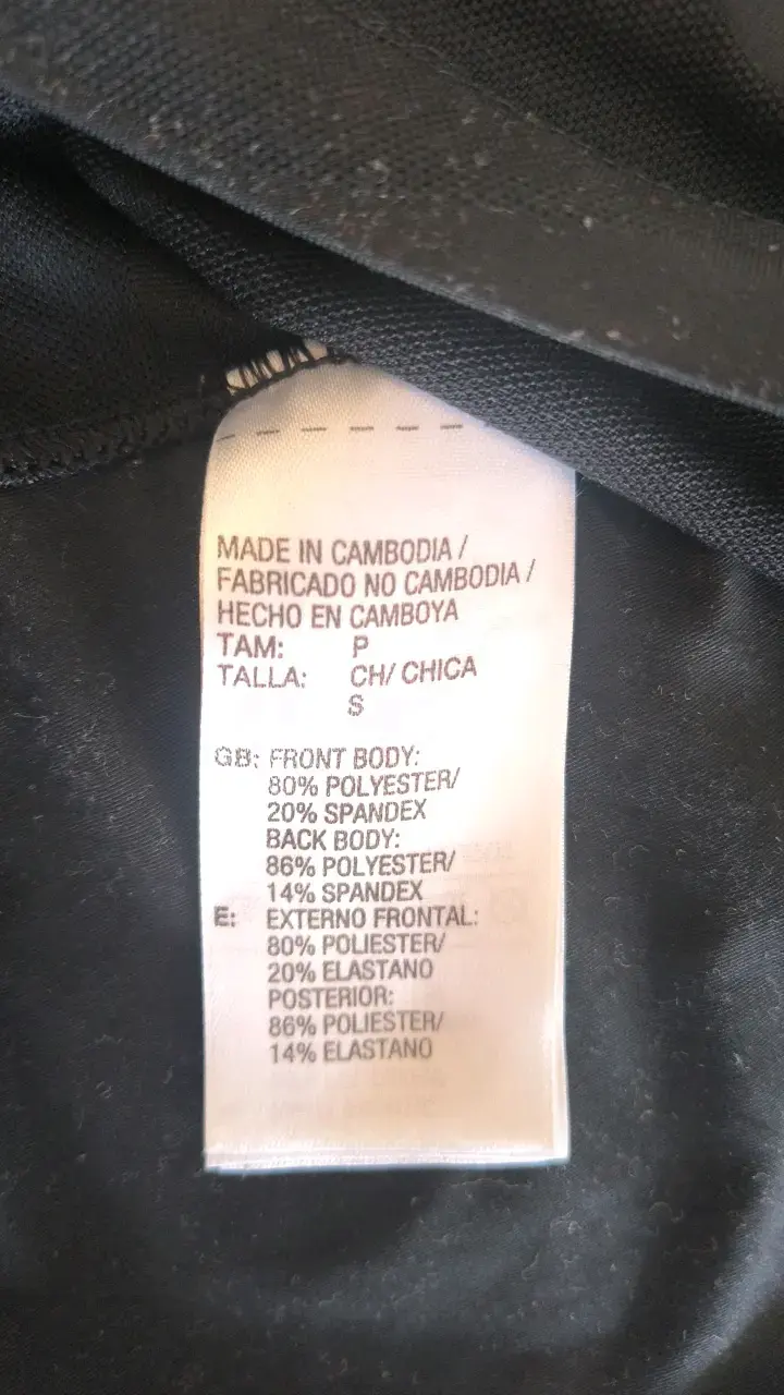 Polera deportiva negra Adidas para mujer - 4