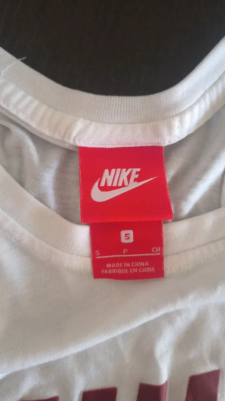Polera sin mangas Nike Sportswear blanca - 2