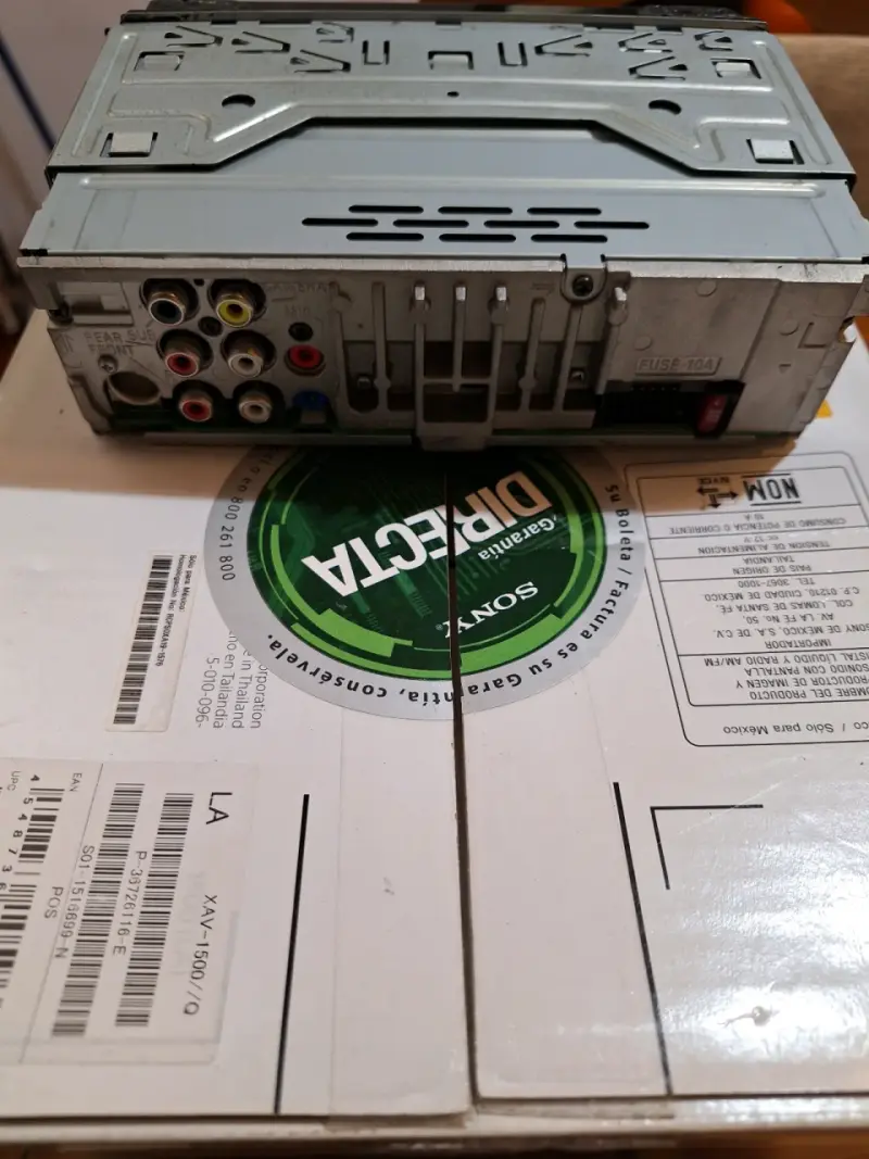 Radio multimedia Sony XAV-1500 con Bluetooth - 2