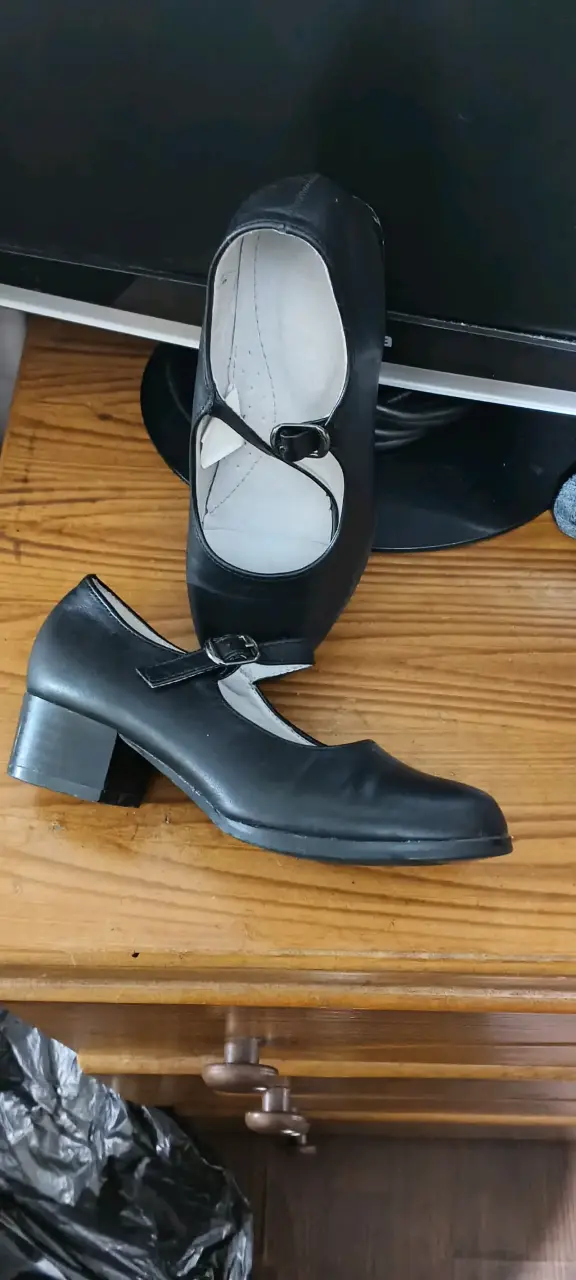 Zapatos de baile cueca negros con tacón