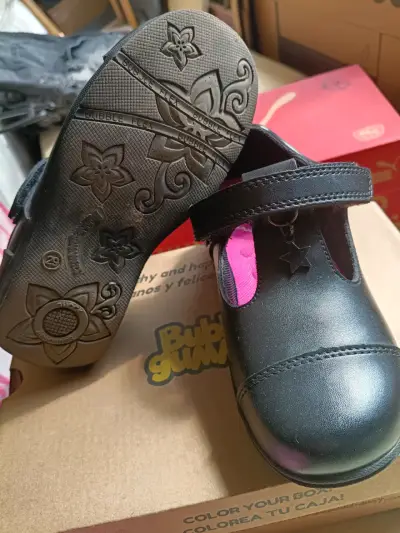 Zapatos escolares negros para niña Bubblegummers - miniatura 3