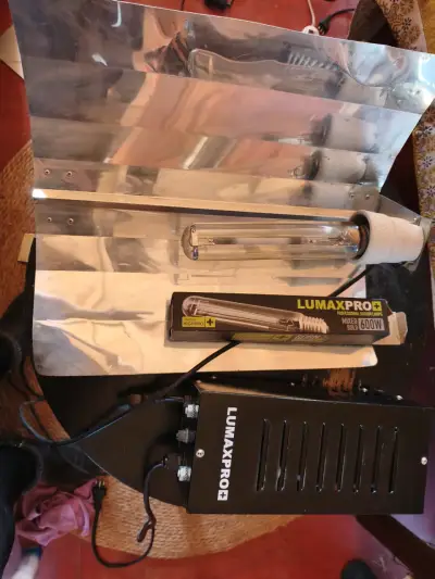 Kit de iluminación Lumaxpro 600W para cultivo - miniatura 1