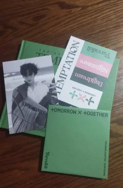 Álbum TXT.  The Name Chapter: Temptat - miniatura 1