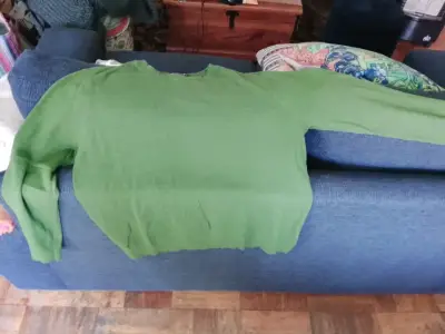 Suéter verde de lana merino italianBanana Republic - miniatura 4