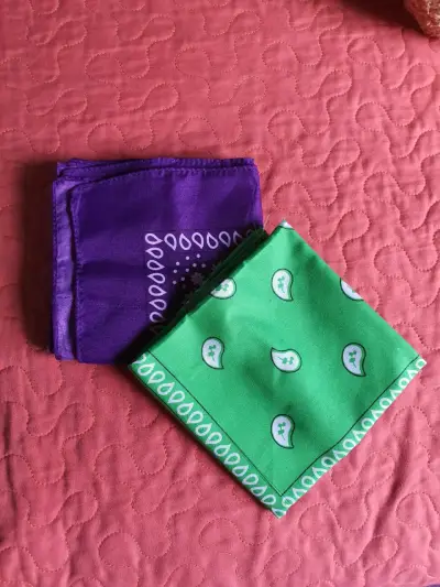 Pañuelos de algodón verde y morado - miniatura 1