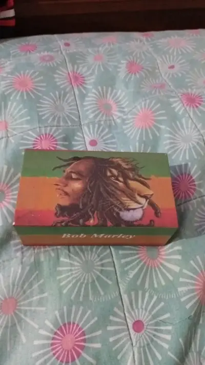 Vaporizador Bob Marley con cargador USB - miniatura 1