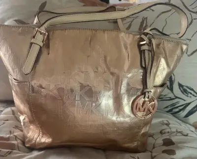 Bolso tote rosa dorado  Michael Kors elegante - miniatura 1