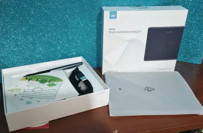 Tableta gráfica Huion HS64 completa. - miniatura 1