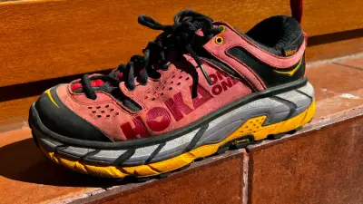 Zapatillas de trail running Hoka One One rojas - miniatura 3