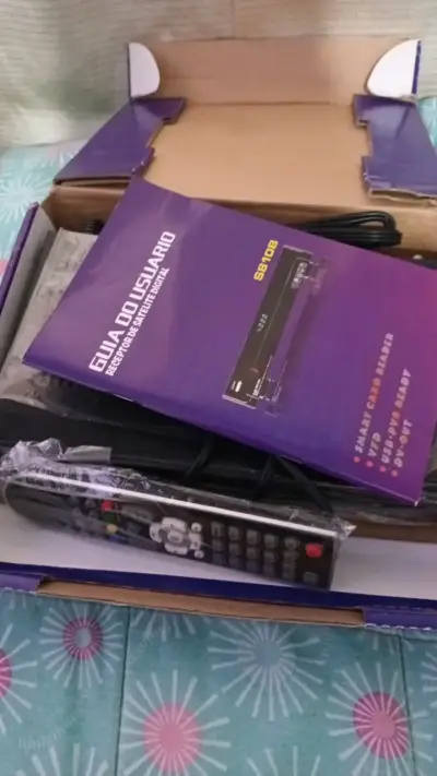 Receptor Satelital Digital S810B con Control Remoto - miniatura 5