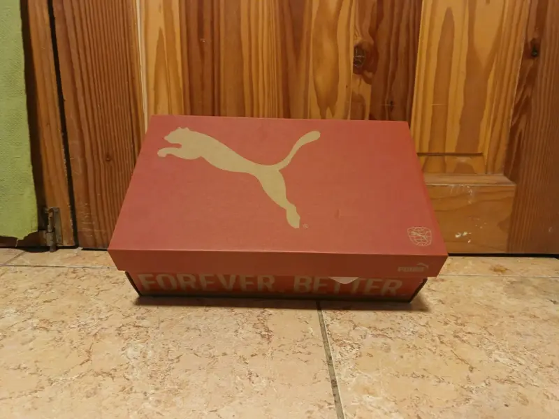 Zapatillas deportivas blancas y negras Puma - 2