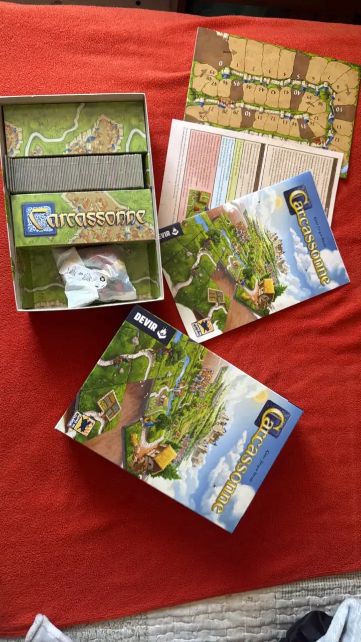 Juego de mesa Carcassonne de Devir - 4