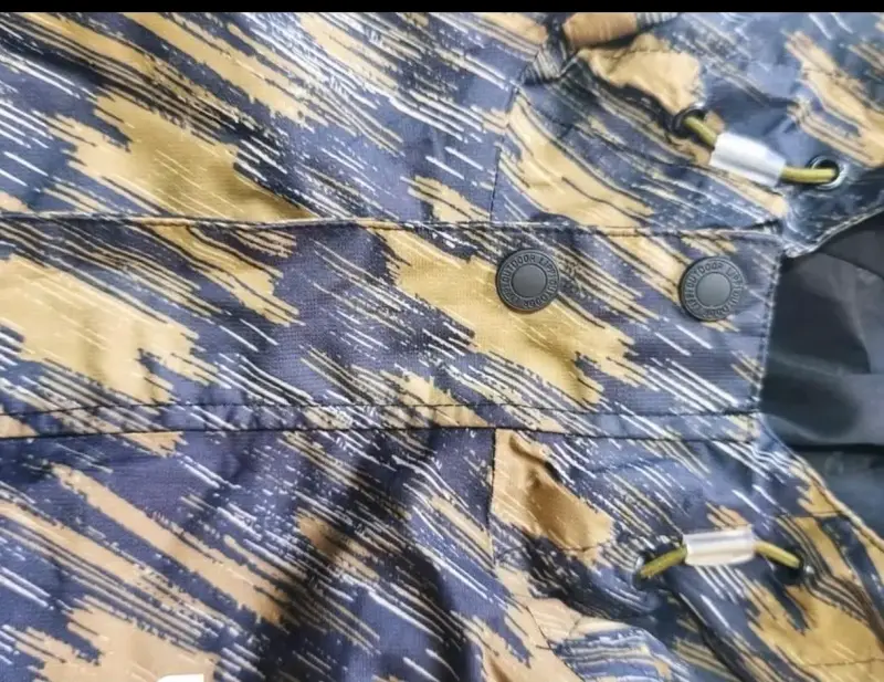 Chaqueta impermeable estampada para hombre - 3