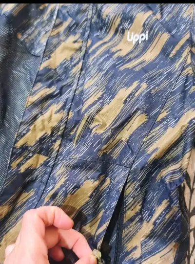 Chaqueta impermeable estampada para hombre - miniatura 5