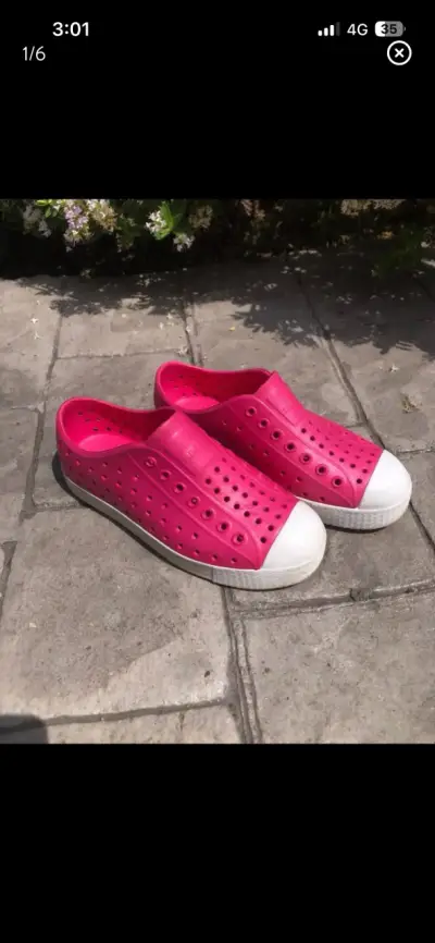 Zapatillas de goma para niña ma Native talla 32 - miniatura 1