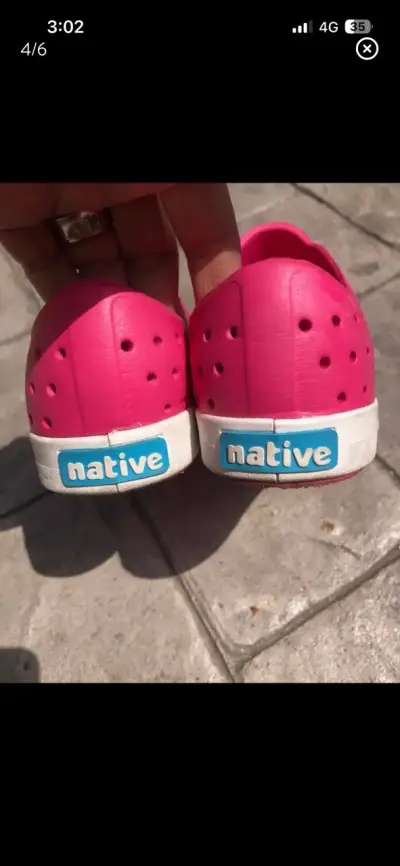 Zapatillas de goma para niña ma Native talla 32 - miniatura 3