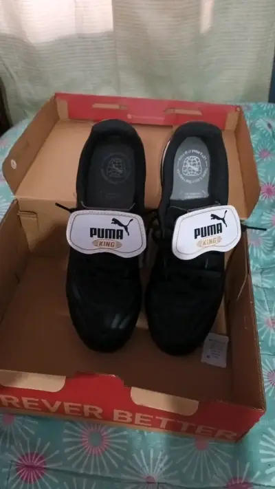 Zapatillas de fútbol Puma negras y blancas - miniatura 5