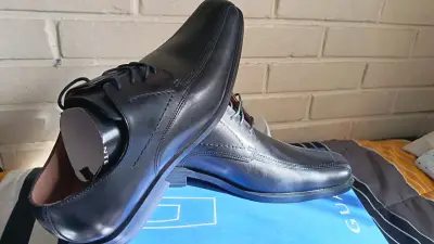 Zapatos formales de cuero negro para hombre Guante - miniatura 2