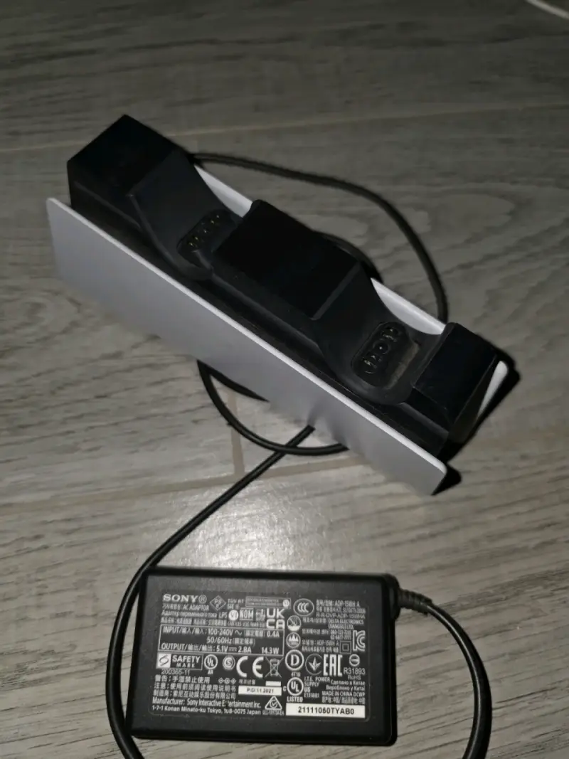 PS5 con lector + DualSense + cargador + 3 juegos - 3
