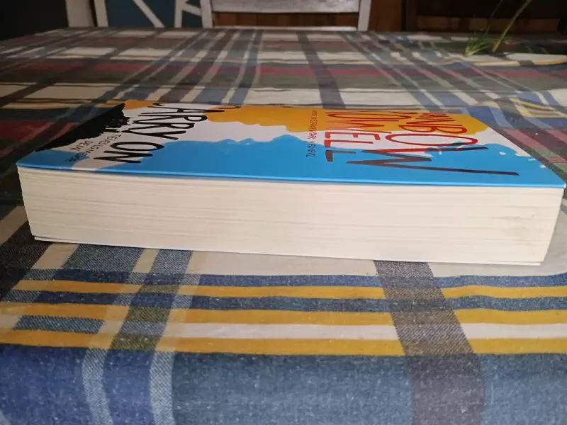 Libro 'Carry On' de Rainbow Rowell - 6