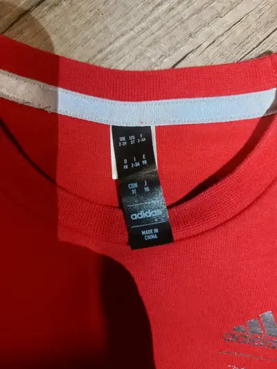Conjunto infantil Adidas Disney Rojo - miniatura 3