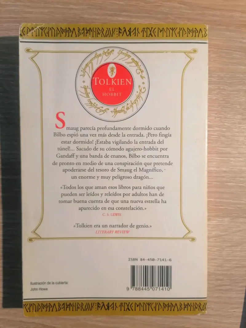 Libro El Hobbit de J.R.R. Tolkien en español - 2