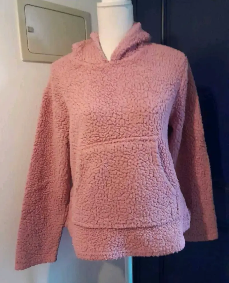 Polerón de lana rosado con capucha - 1