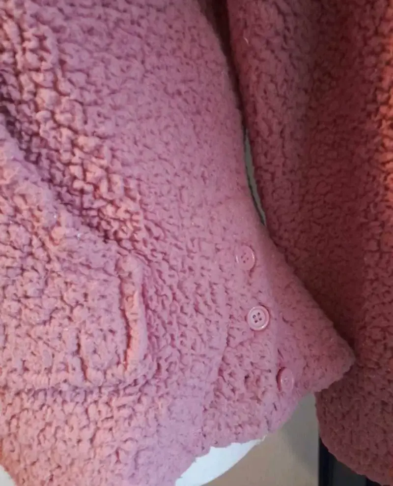 Polerón de lana rosado con capucha - 2