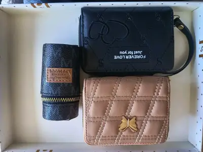 Set de billeteras y monedero de cuero sintético - miniatura 3