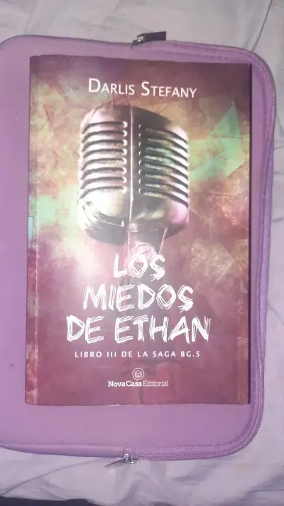 Libro 'Los Miedos de Ethan' de Darlis Stefany - miniatura 1