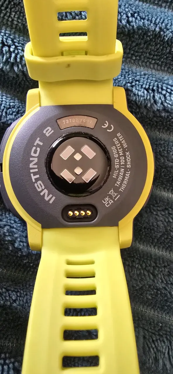 Reloj Smartwatch Garmin Instinct 2 GPS Amarillo - 3