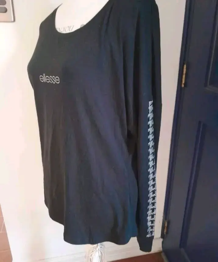 Polera negra manga larga Ellesse - 2