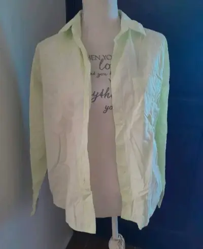 Camisa blanca de manga larga para mujer - miniatura 1