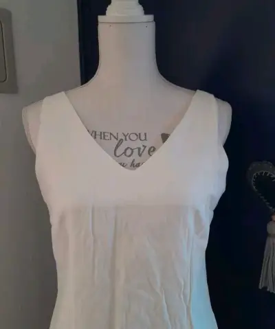 Vestido blanco sin mangas elegante - miniatura 2