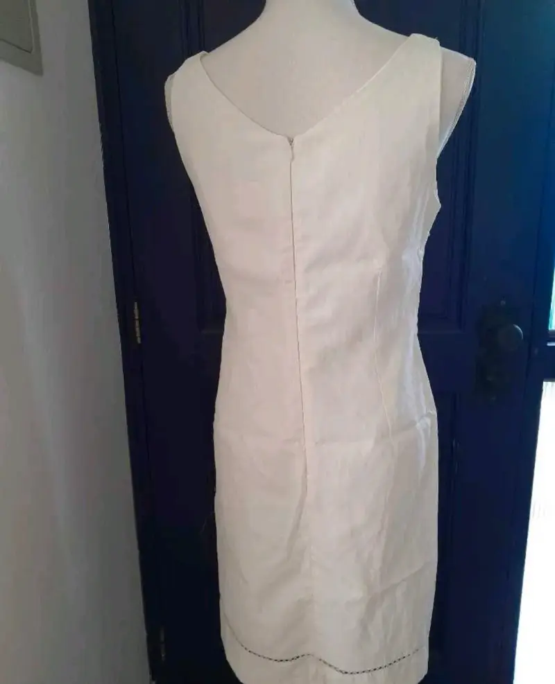 Vestido blanco sin mangas elegante - 6