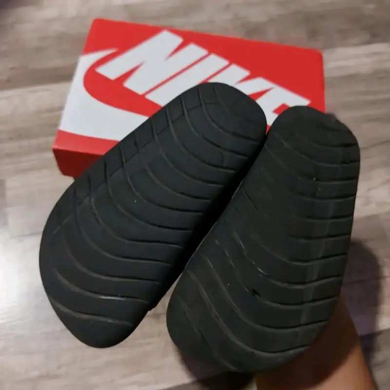 Sandalias negras para niños Nike - 4