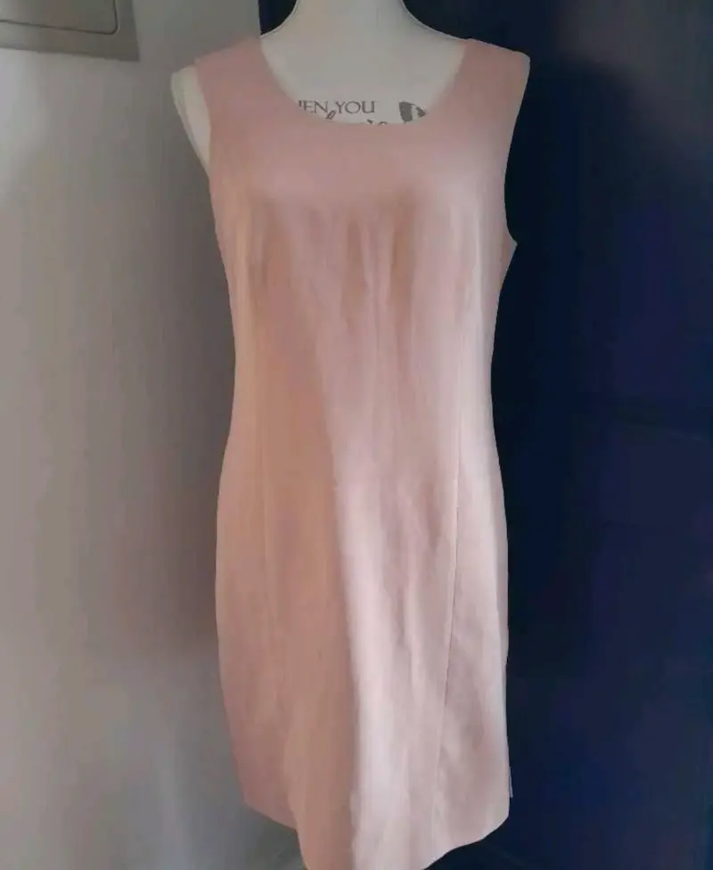 Vestido sin mangas color rosa claro - 1