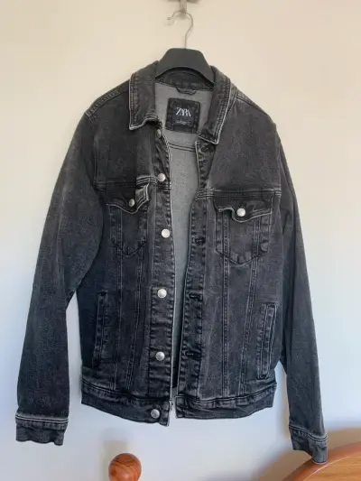 Chaqueta de mezclilla negra Zara para hombre - miniatura 1
