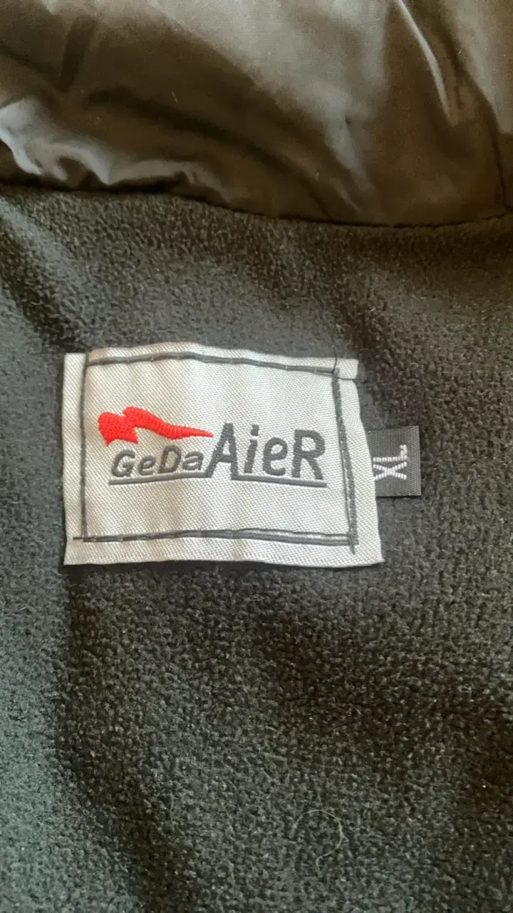 Chaleco sin mangas negro The North Face - 3