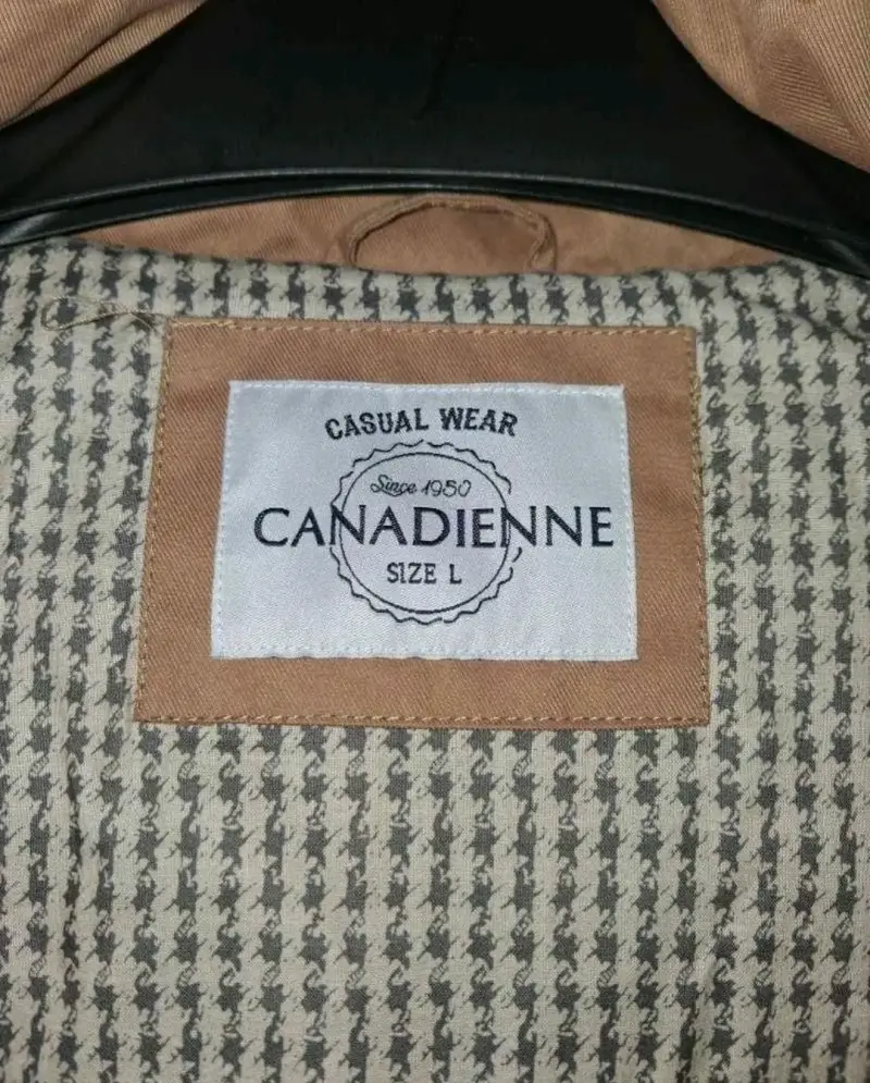 Abrigo largo beige con capucha desmontable - 6
