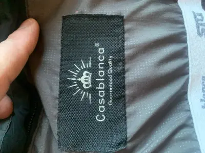 Chaqueta Negra Casablanca Edición Limitada - miniatura 4