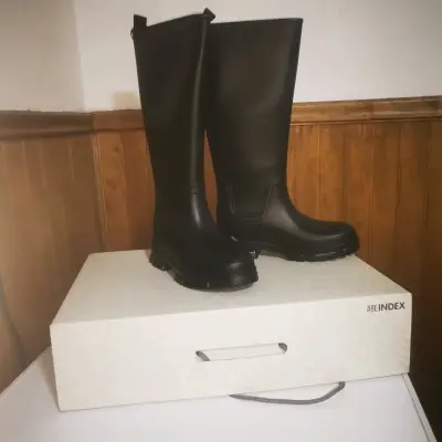 Botas de goma negras talla 36 para mujer - miniatura 2