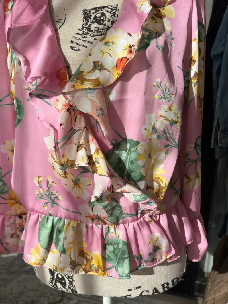Blusa Mujer Rosada con Flores - 2