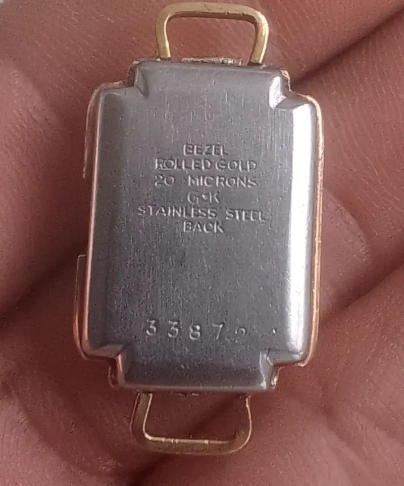 Reloj mecánico vintage con bisel de oro - 3
