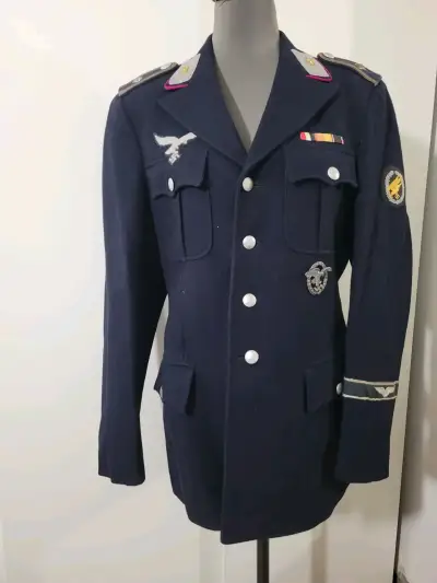 Chaqueta de la Segunda Guerra Mundial. - miniatura 1