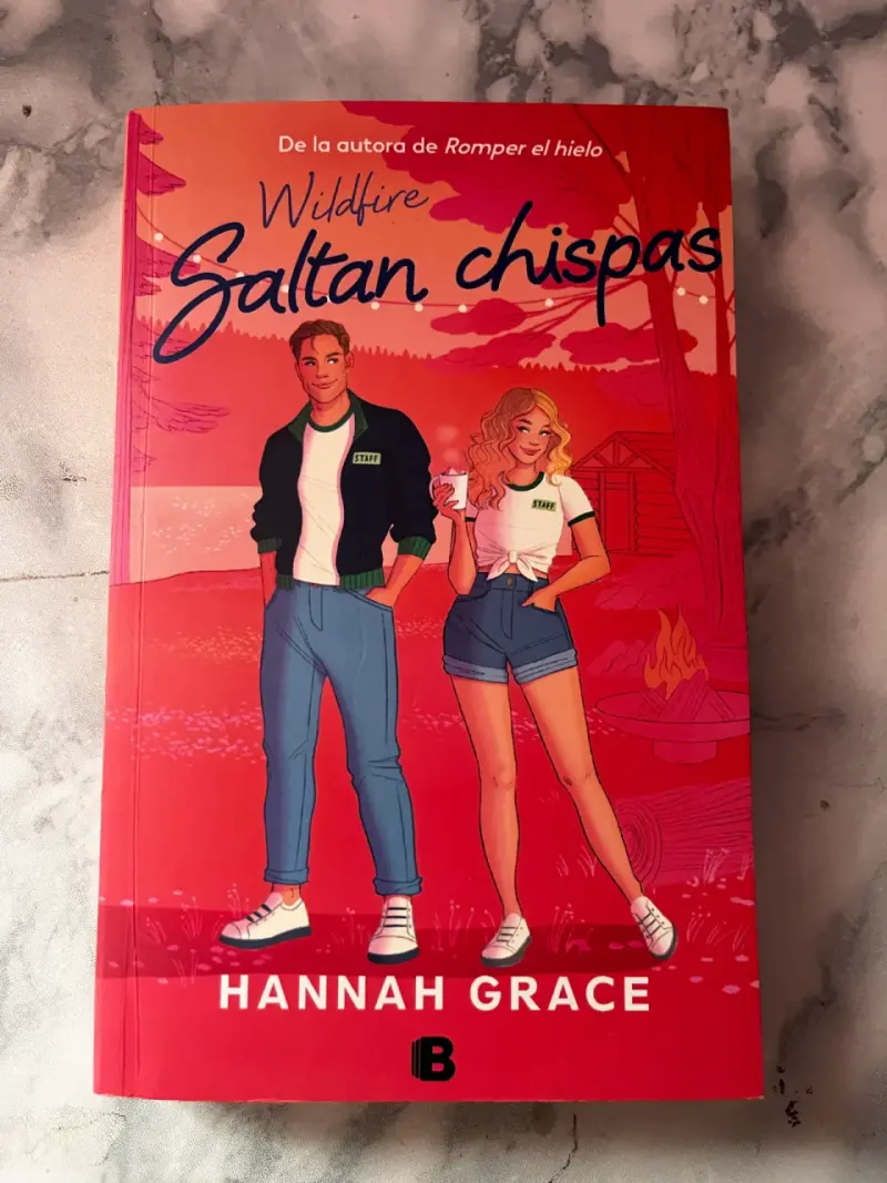 Libro 'Saltan Chispas' de Hannah Grace